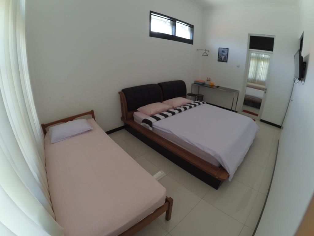 Mess Inn Семаранг Екстер'єр фото